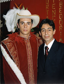 Dárcio e Fabiano Imperador e Rei da Festa do Divino da Barra da Lagoa 2005