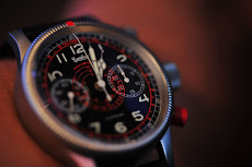 お気に入りのハンハルト機械式腕時計です。