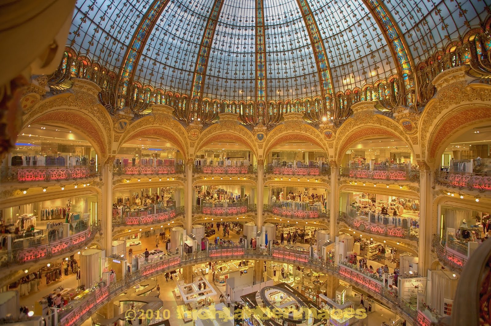 a-blogography-of-photography-galeries-lafayette