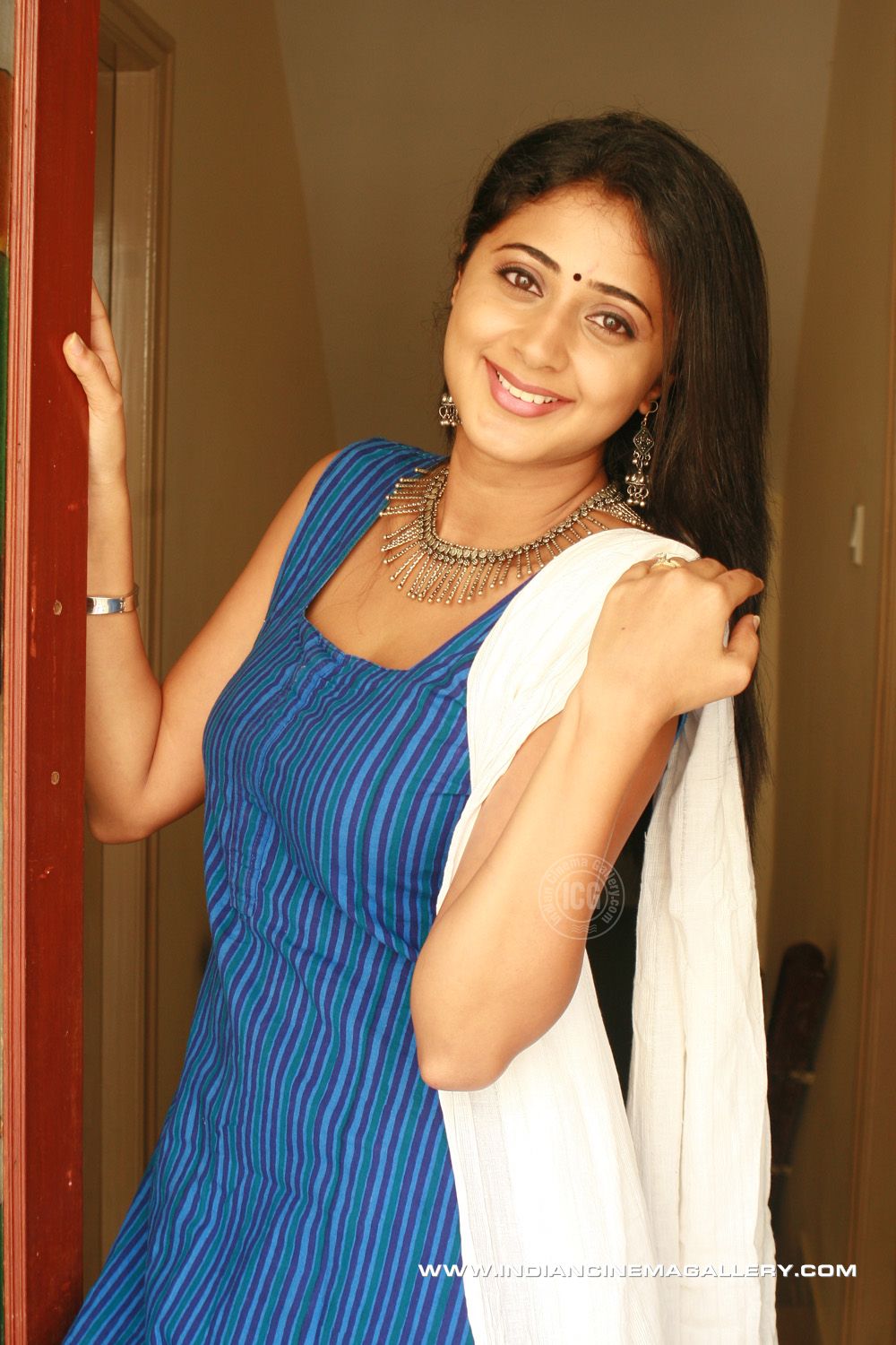 Kaniha Hot And Sexy Pictures Smile Beauty Kaniha Latest Pics 