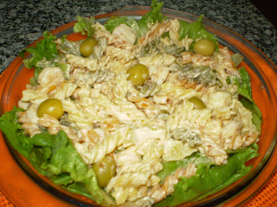 Salada+de+macarr%C3%A3o+com+camar%C3%A3o