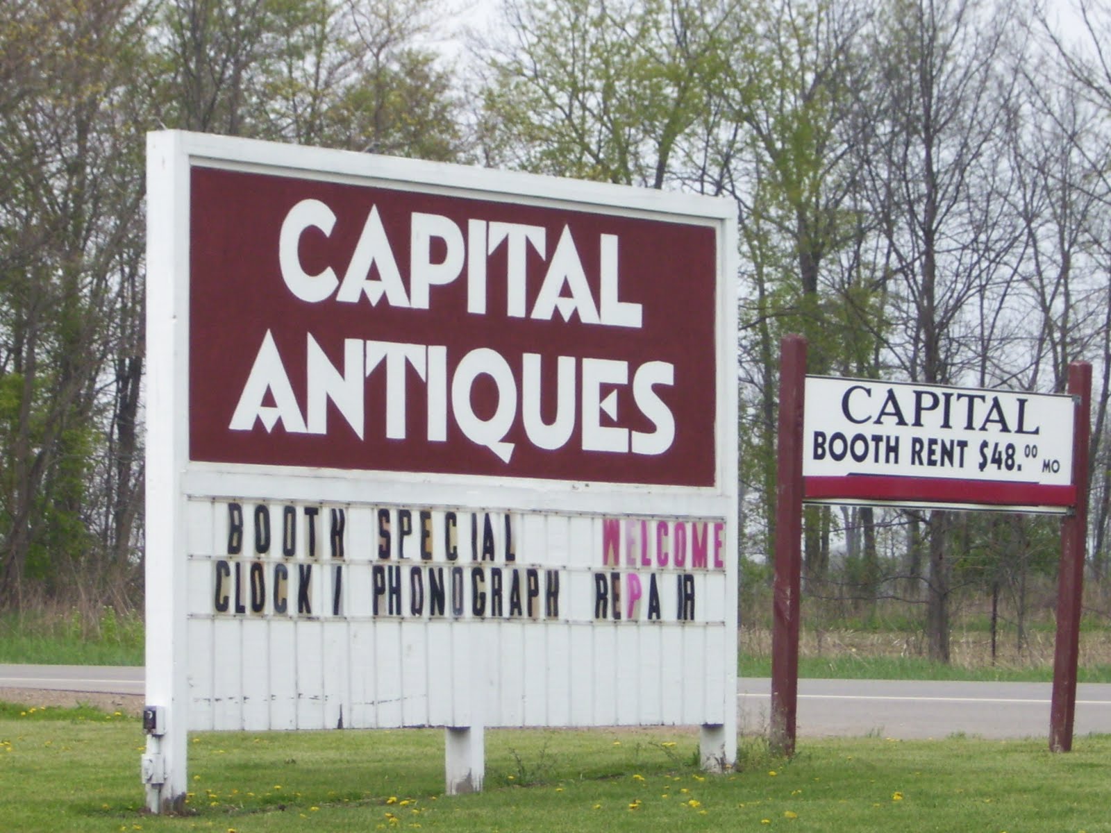 Bargain Hunting Treasure Seeker: Antiquing in Allen, Michigan...