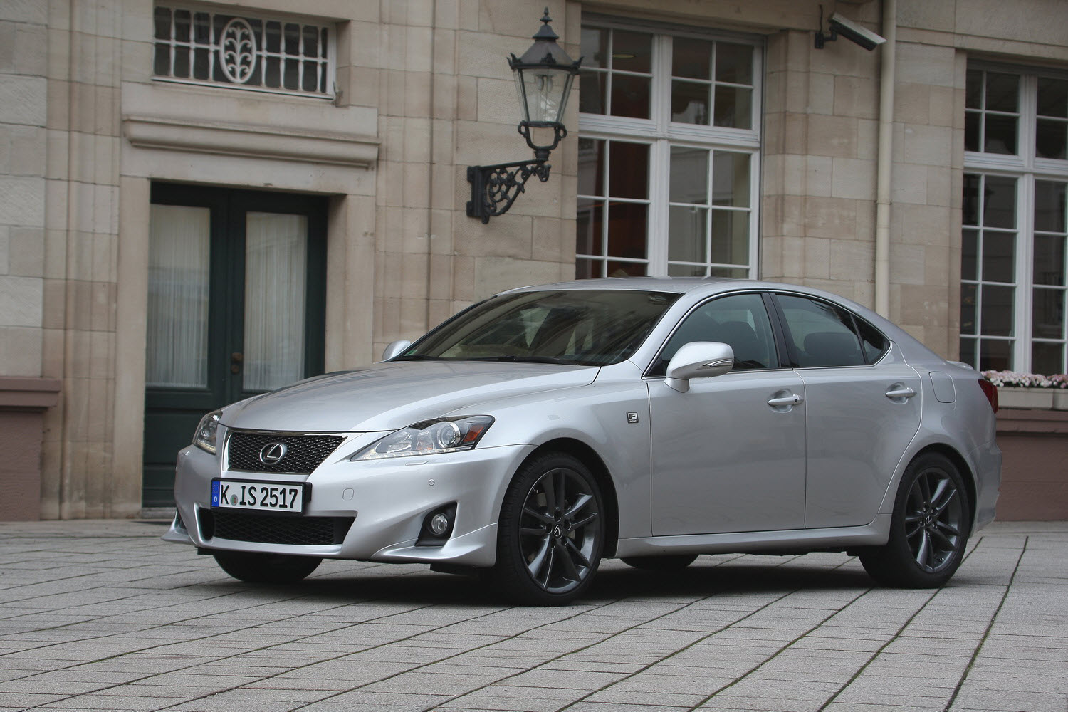 Lexus Introduces Is 200d And 220d