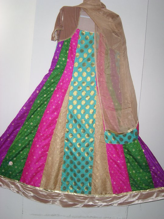 PAKISTANI AND INDIAN WOMEN DRESSES : LONG SHIRTS AND FROCKS ...
