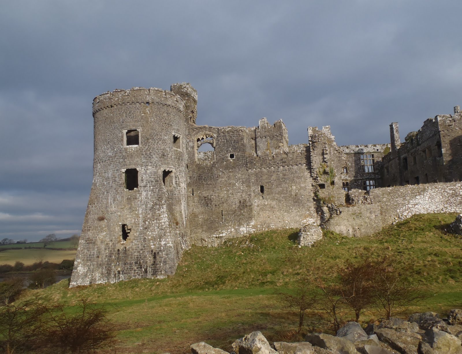 ForeverYoung: Carew Castle Stroll