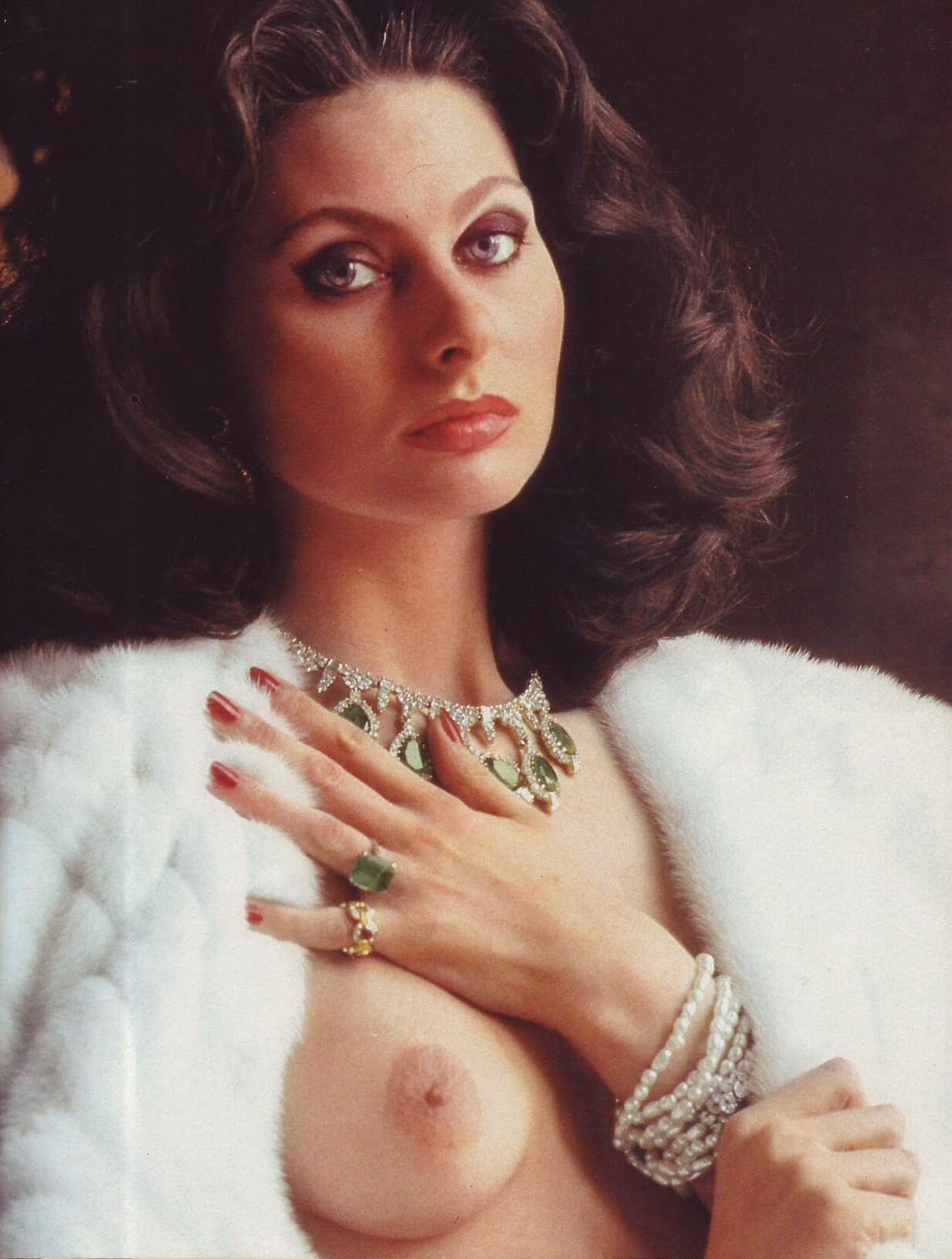 Sophia Loren Images.