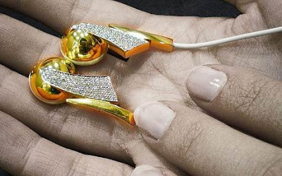 [Image: Most-expensive-earphones.jpg]