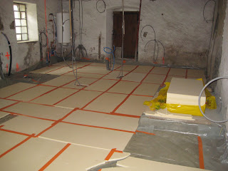 Notre Petit Coin De Paradis Sol De Niveau Et Pose Des Premiers Isolants