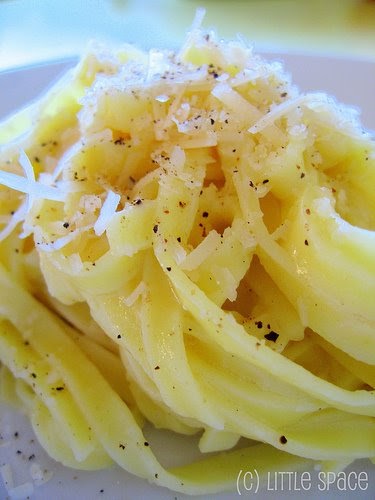 farvel Krigsfanger Demokrati Suitable For Consumption: Jamie Oliver's Pasta Bianco