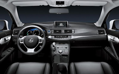 2011 Lexus CT 200h Interior