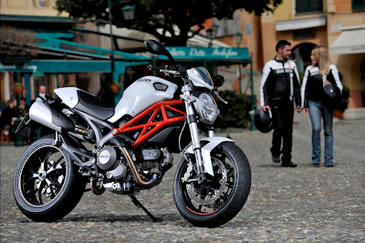 2011 Ducati Monster 796 Image