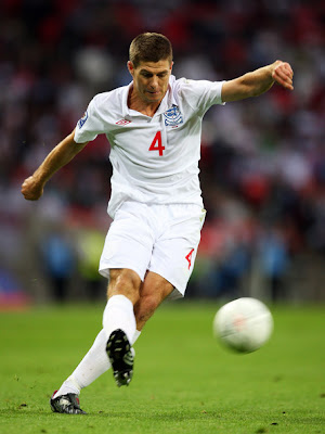 Steven Gerrard World Cup 2010 Football Photo
