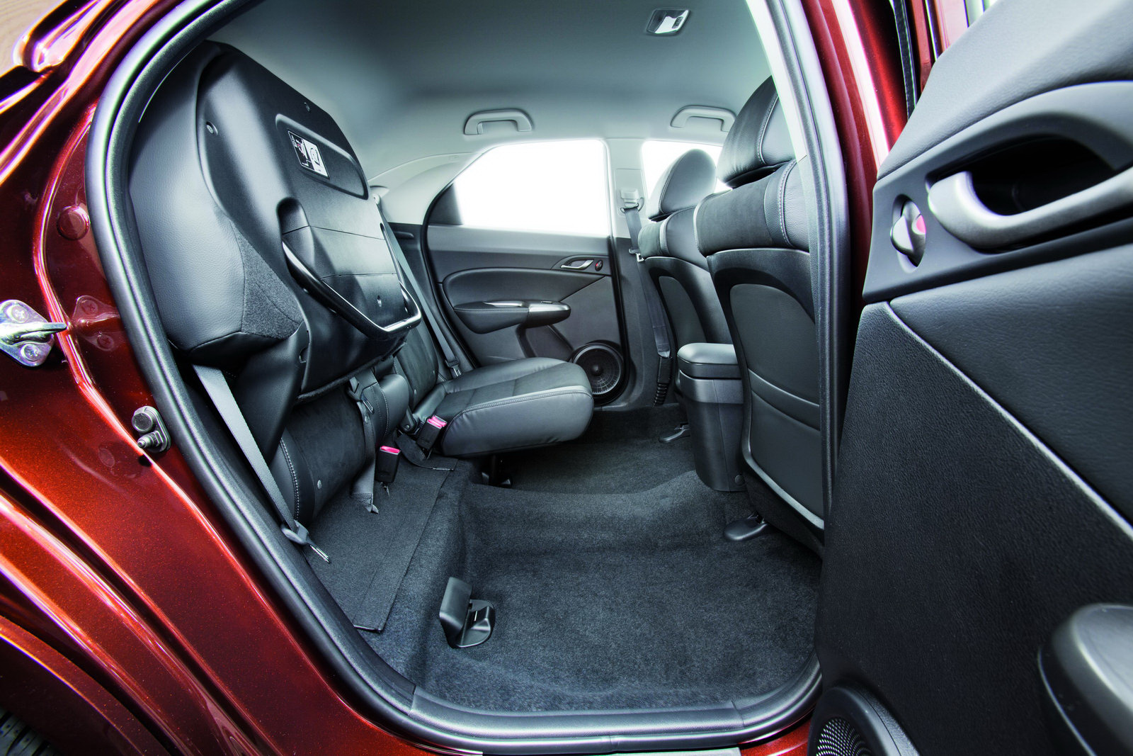 3 Car seats in backseat honda crv