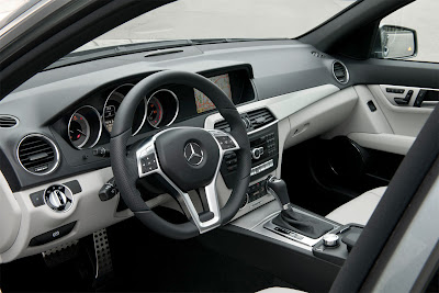 2012 Mercedes-Benz C-Class Dashboard View
