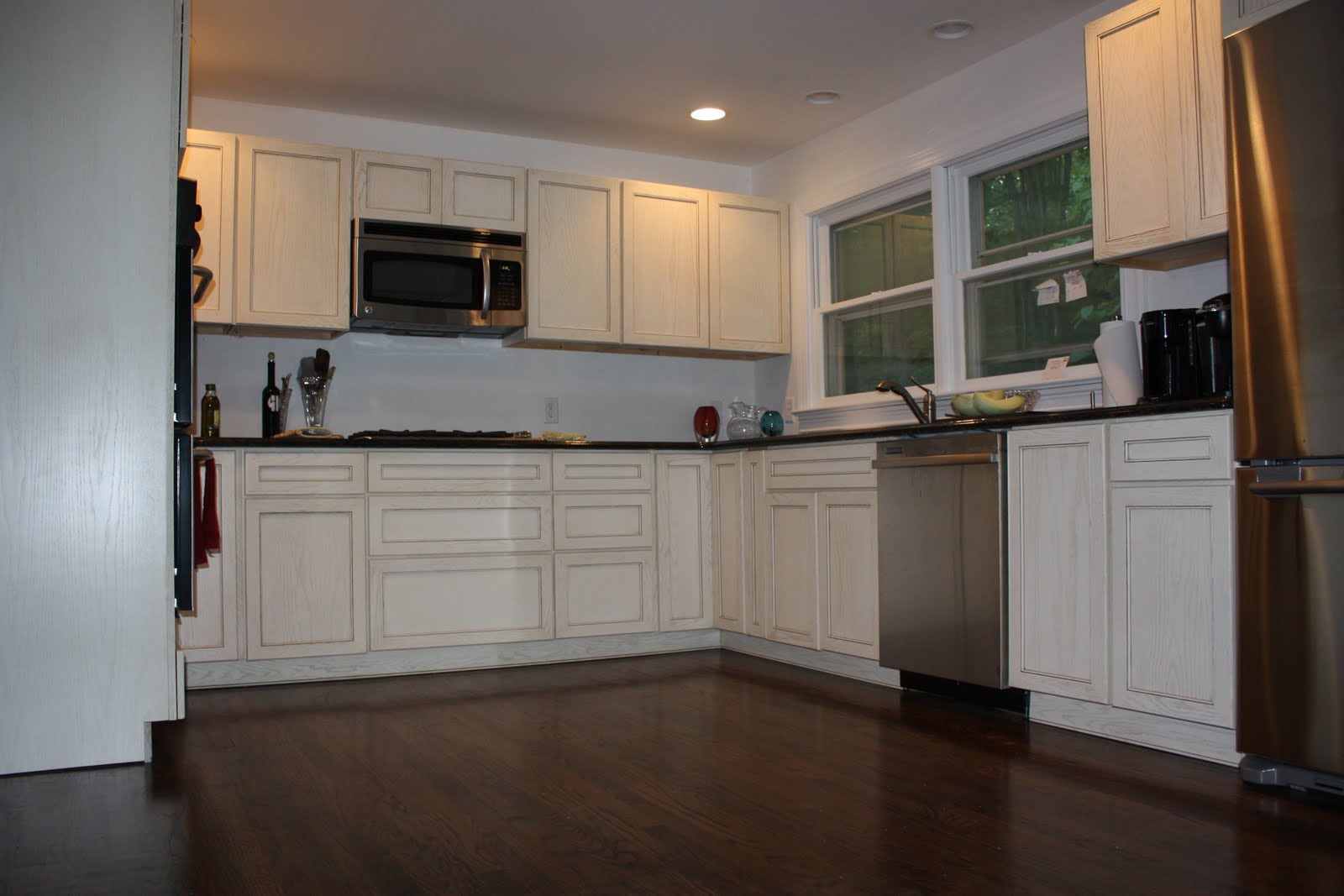 BARNA HOME RENOVATION: Kitchen is Painted / Trim is in