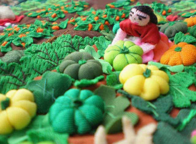 EL MANTO VISTO DE CERCA