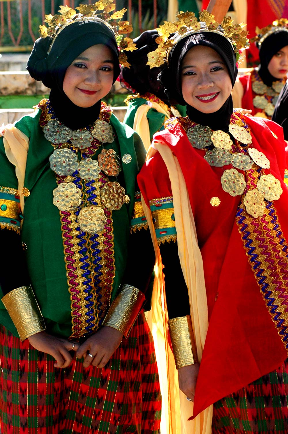 Buruqi Community Keindahan Dalam Balutan Busana Baju  Bodo 