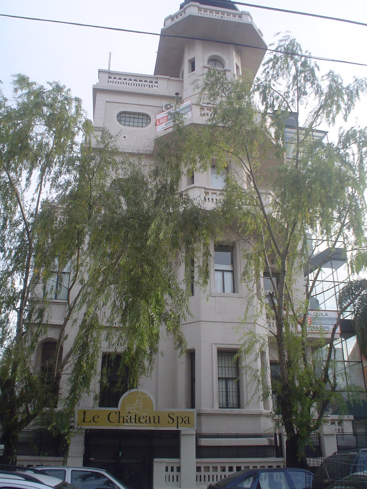 LEYENDA URBANAEL PALACIO DE LOS BICHOS LEYENDAS URBANAS EL PALACIO