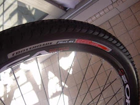Specialized crossroads 26 x 1.95 Clearance