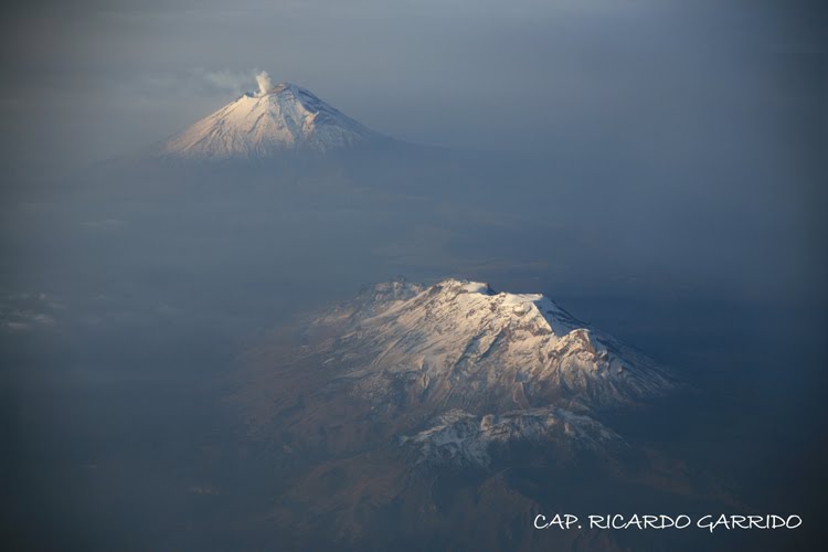 VOLCANES POPOCATEPETL E IZTACCIHUATL