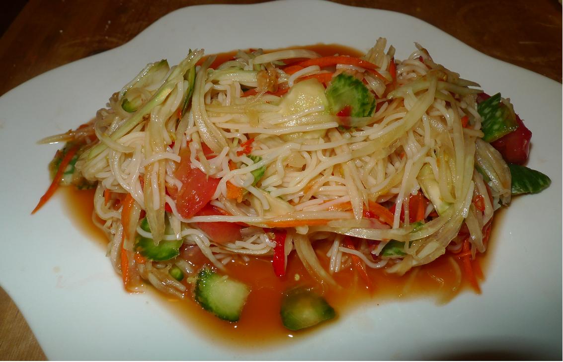 Amporns Thai Kitchen Green Papaya Salad Mix With Rice Vermicelli