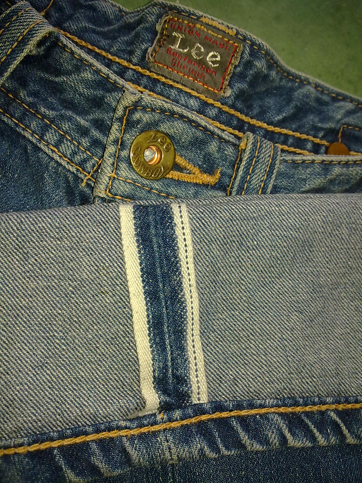 RED TOP BUNDLE: LEE COWBOY JEANS (SOLD)