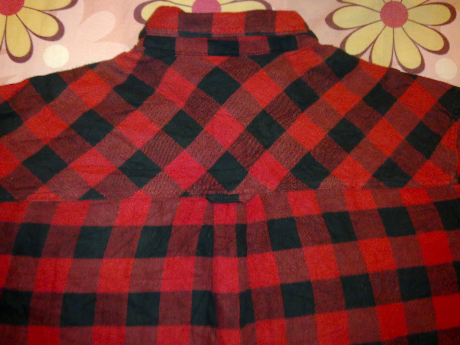 RED TOP BUNDLE: COLUMBIA flannel shirt (SOLD)