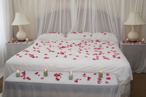 Sembang Kedai Kopi Bersama Azril Wanita Juga Perlu Romantik Isteri Hendaklah Bijak Menghias Bilik Tidur Untuk Menwujudkan Suasana Yang Romantik Pasangkan Lilin Dan Diiringi Dengan Muzik Perlahan Mampu Menjadi
