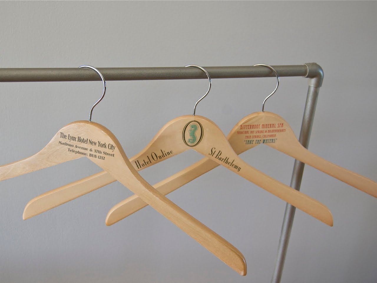 Faux Vintage Hanger Tutorial