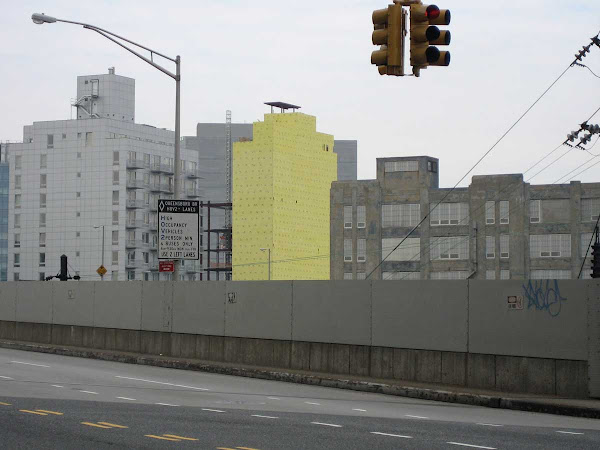 Yellow Queens 2 - From Thomson Ave. over the LIRR tracks in Queens.