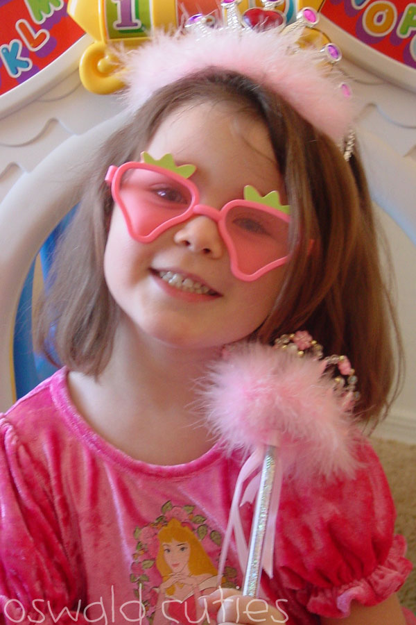 Oswald Cuties Monday Mugs Sunglasses