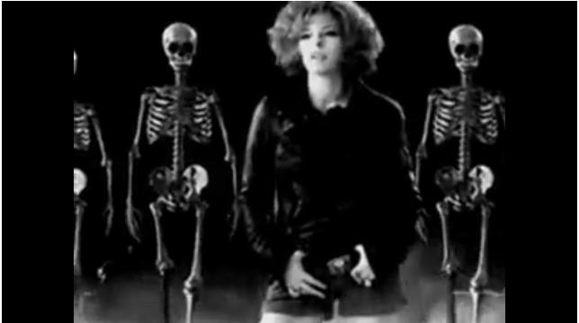 [mylene+farmer+c'est+dans+l'air.JPG]