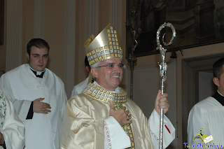 Mons. Castoro alla Messa di Mezzanotte: ‘riapriamo le aziende di Manfredonia’