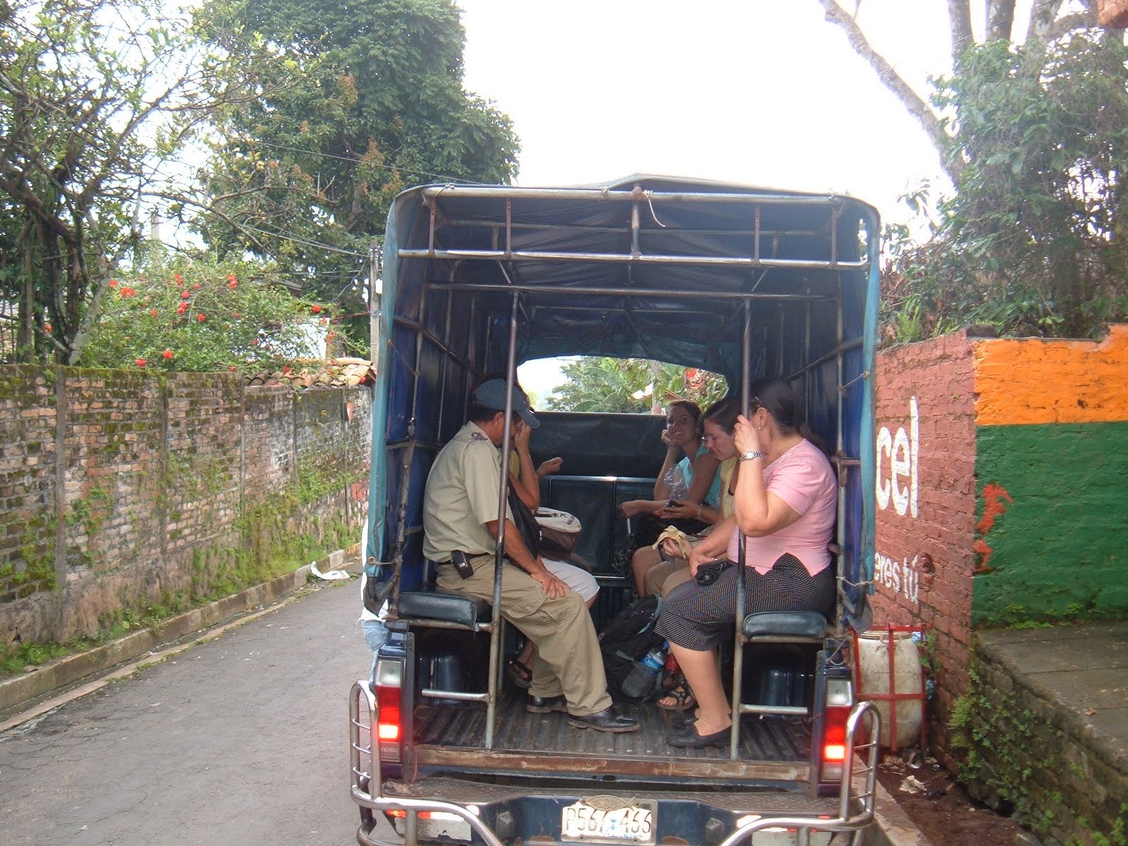 The Warr's Transportation in El Salvador