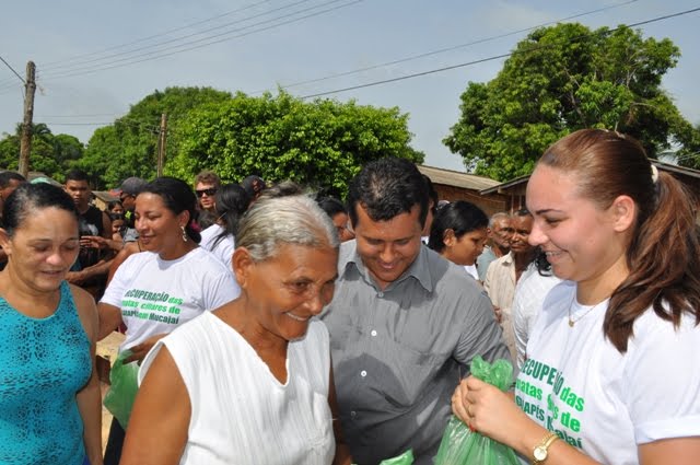 Entrega de peixes a pupolação mucajaiense