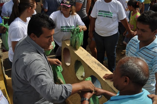 Entrega de peixes a pupolação mucajaiense