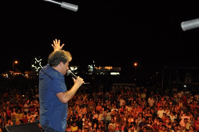 Festival gospel realizado em 31 de março, no cenário da encenação da paixão de cristo.