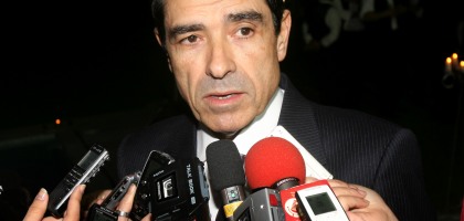 [moniz.jpg]