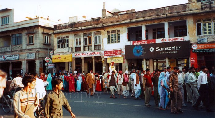 [india02-web.jpg]