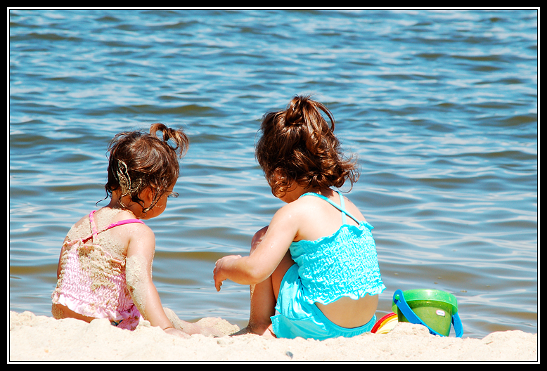 [beach.jpg]