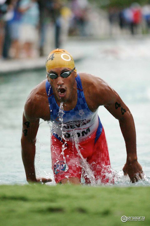 24385_398801544680_725024680_3959585_3893955_n.jpg