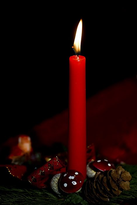 [Christmas+candle.bmp]