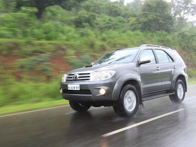 Toyota Fortuner India Review 2009