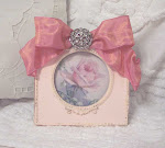 Bow Framed Roses