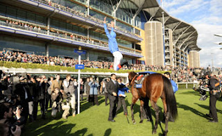 Frankie Dettori and Poet's Voice after winning Queen Elizabeth II Stakes