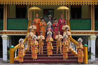 Melayu http://senibudaya12.blogspot.com