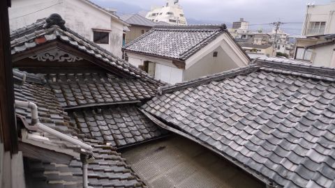 山田別荘の屋根瓦