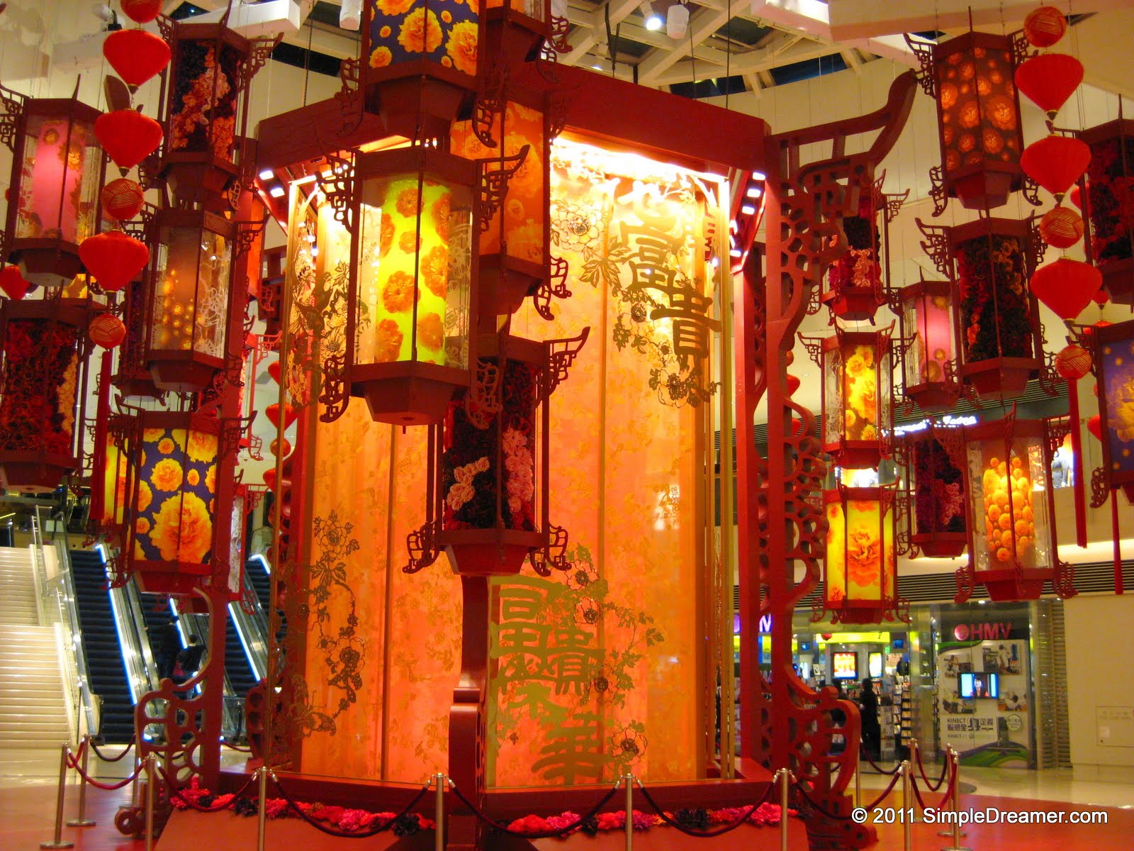 big chinese lanterns