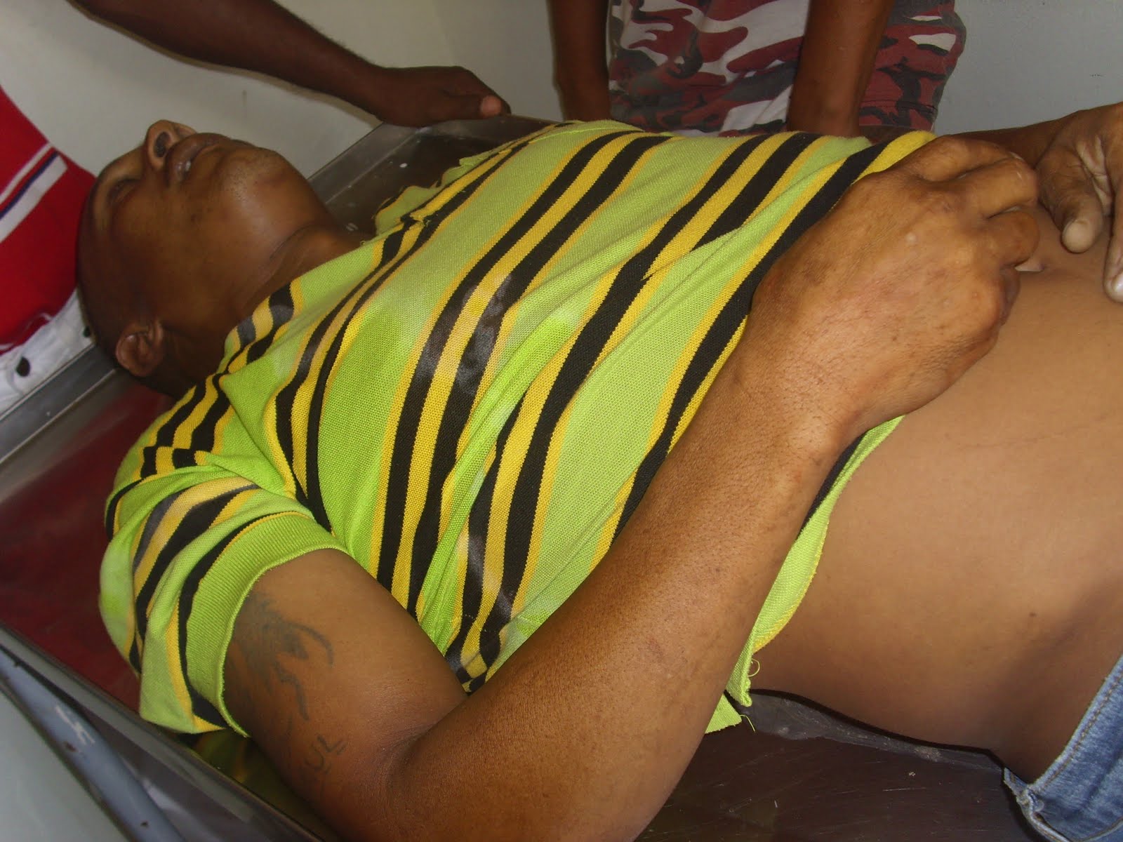 [7070._joven_muerto_por_drogas[1].JPG]