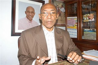 [Luis+Concepci%C3%B3n+sindico+de+Haina.jpg]